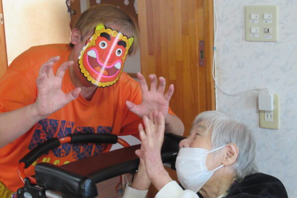 節分の日、豆まきを行いました。（R8.2.3）